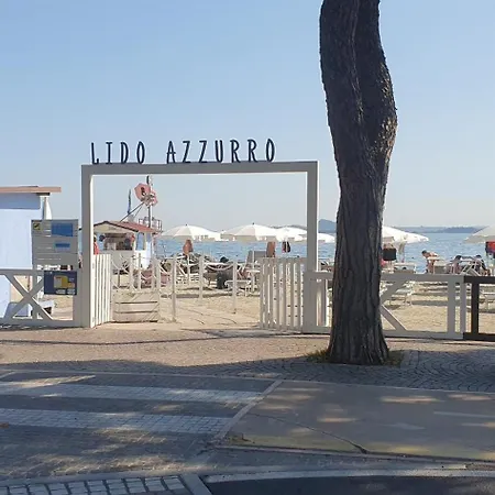 Lido 'with Parking Space Included' 度假居 *