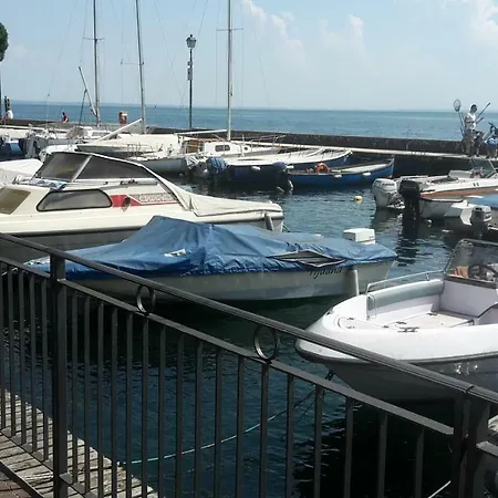 Lido 'with Parking Space Included' * 托斯科拉诺-马德尔诺